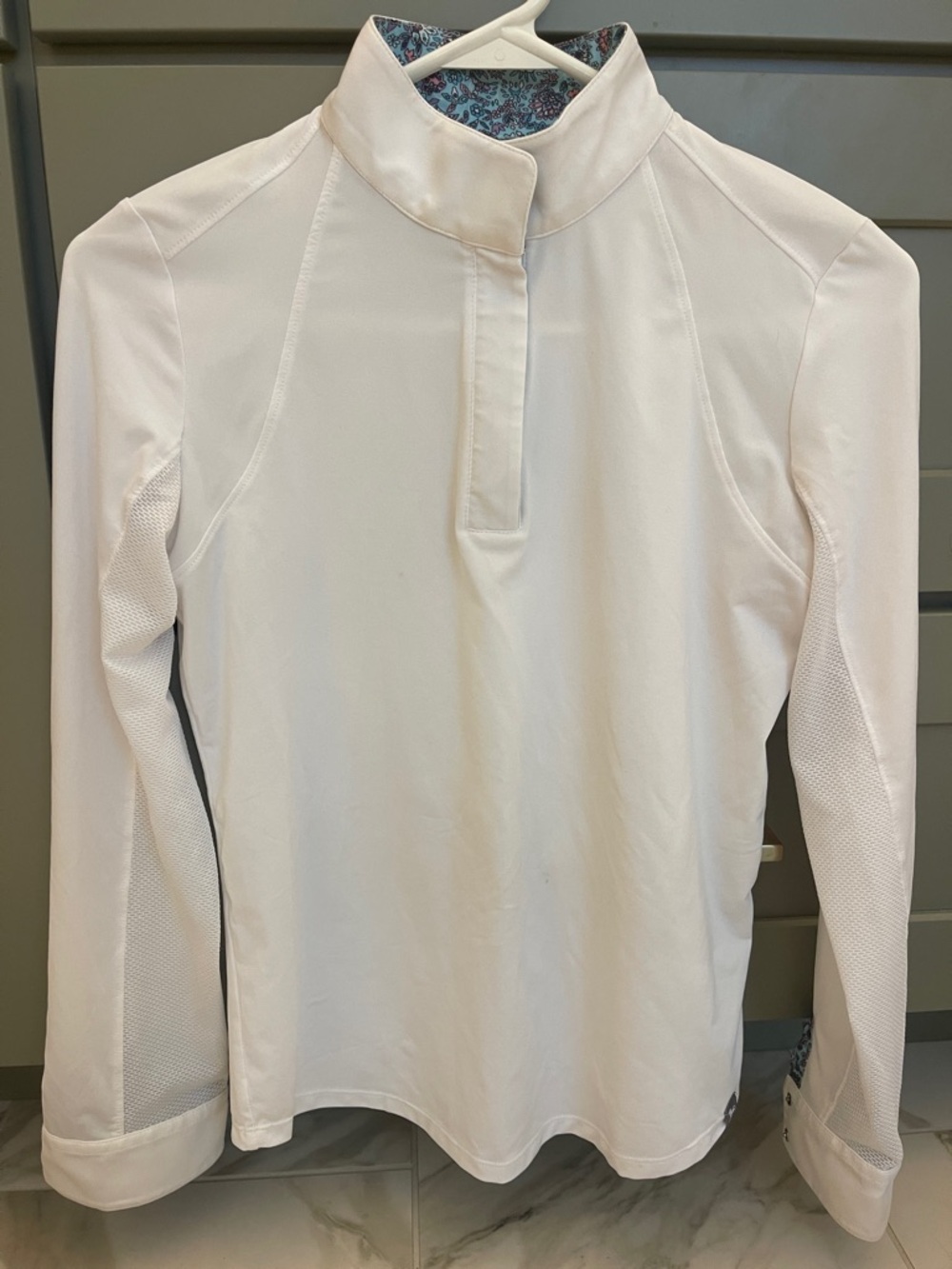 Youth R.J Classics show shirt size 12-14